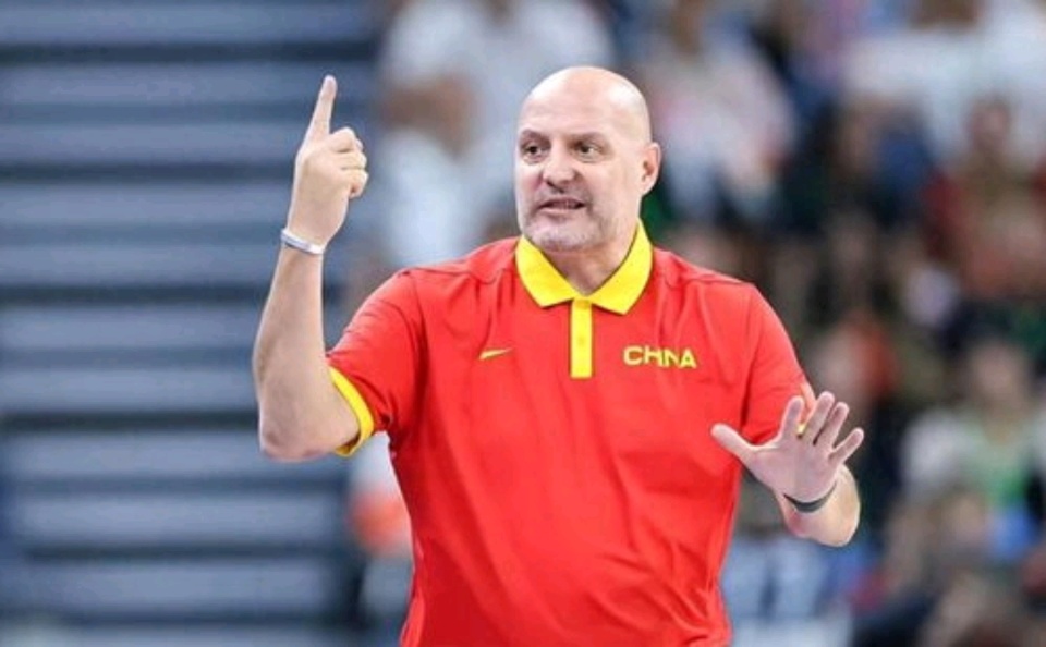 北炖菜, 篮那会儿, 强的执教一