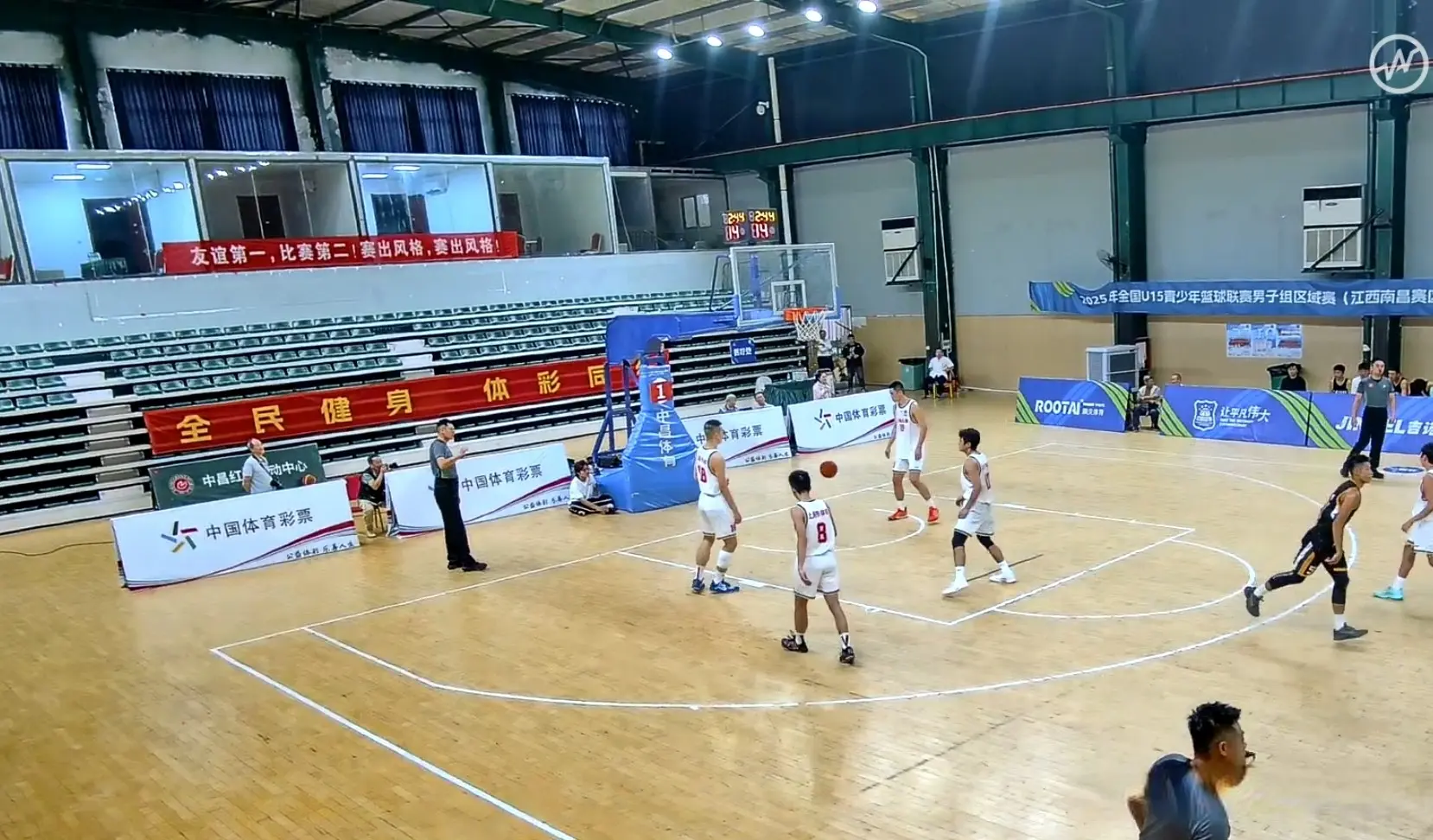 独砍, 嘉杰首发