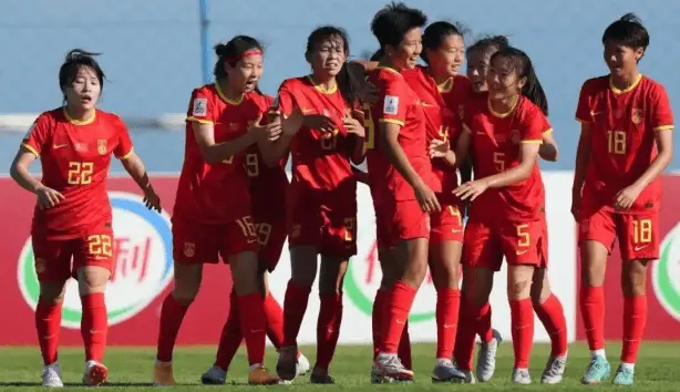 韩国都曾夺, 特进行, 在揭幕战中